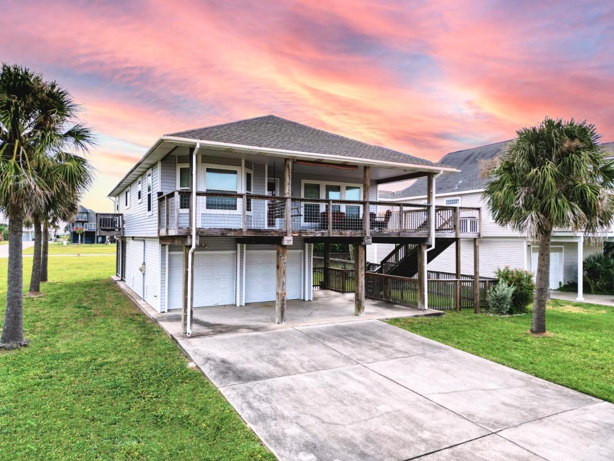 Entertain&Relax at our Beach Home - Pet Friendly Galveston Extérieur photo