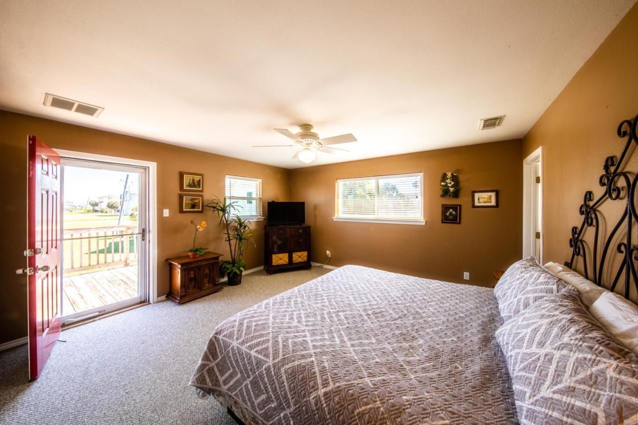 Entertain&Relax at our Beach Home - Pet Friendly Galveston Extérieur photo