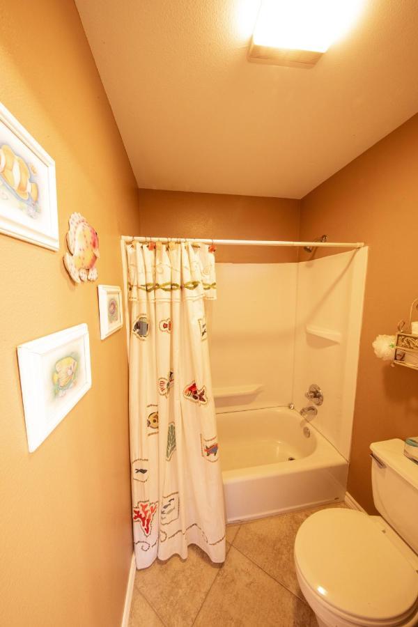 Entertain&Relax at our Beach Home - Pet Friendly Galveston Extérieur photo